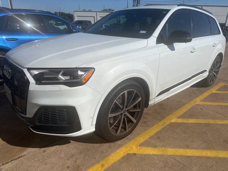 2023 Audi SQ7 Premium Plus's photo