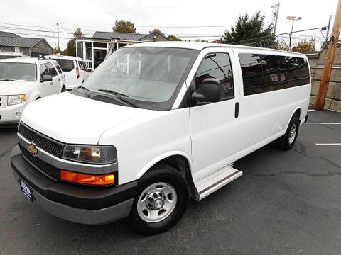 2016 Chevrolet Express LT 3500