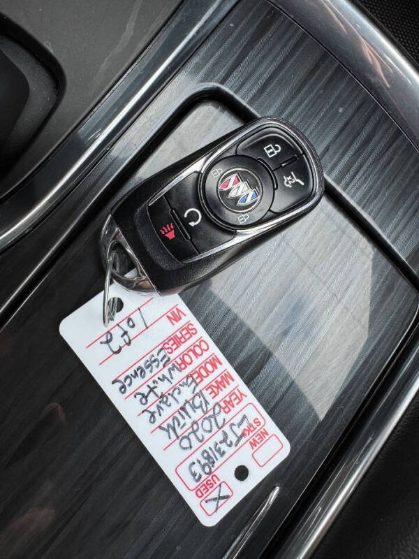 2020 Buick Enclave Essence