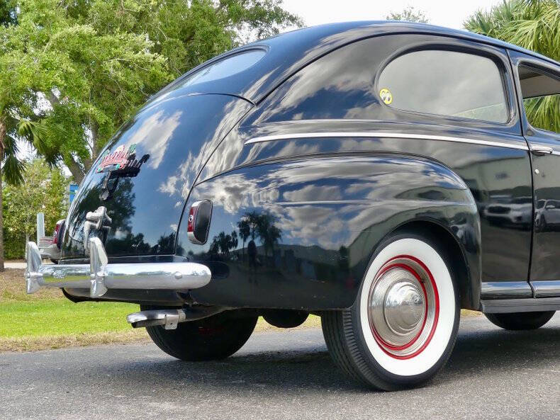 1941 Ford Deluxe