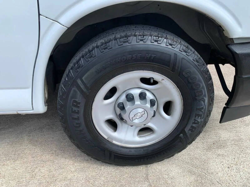 2017 Chevrolet Express 2500