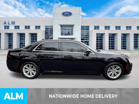 2021 Chrysler 300 Touring