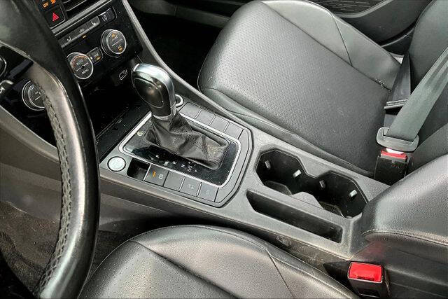 2019 Volkswagen Jetta R-Line