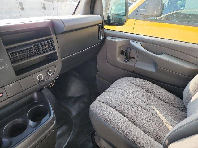 2016 GMC Savana 3500