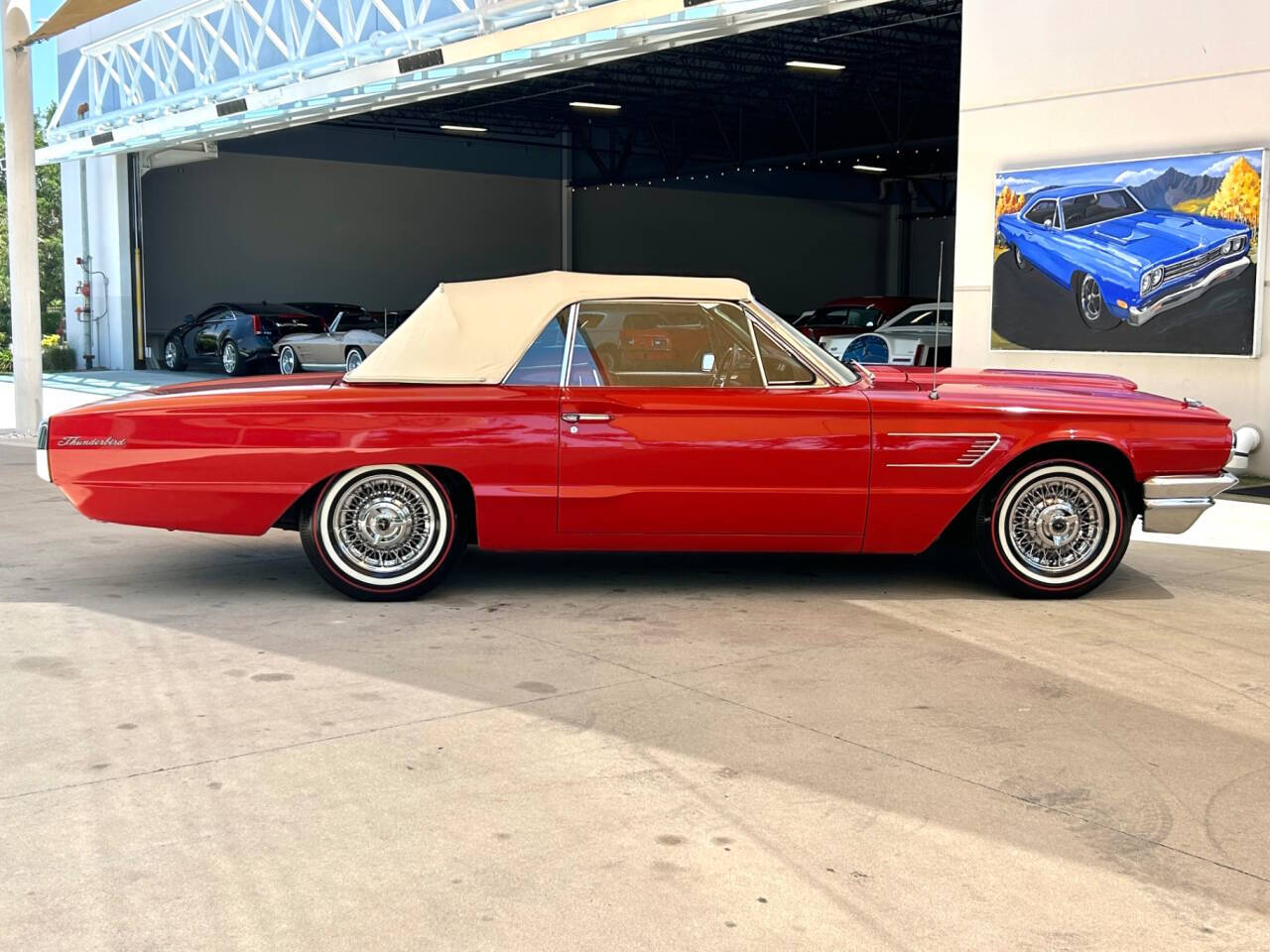 1965 Ford Thunderbird 4