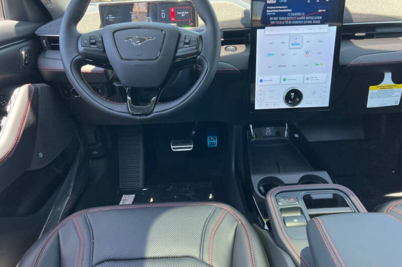 2025 Ford Mustang Mach-E Premium