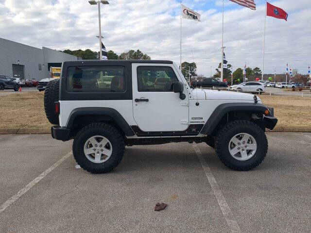 2017 Jeep Wrangler Sport