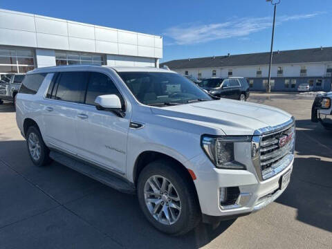 2022 GMC Yukon XL for sale at Midway Auto Outlet in Kearney NE