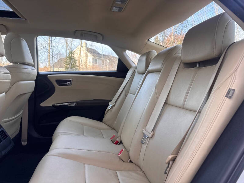 2013 Toyota Avalon XLE Premium