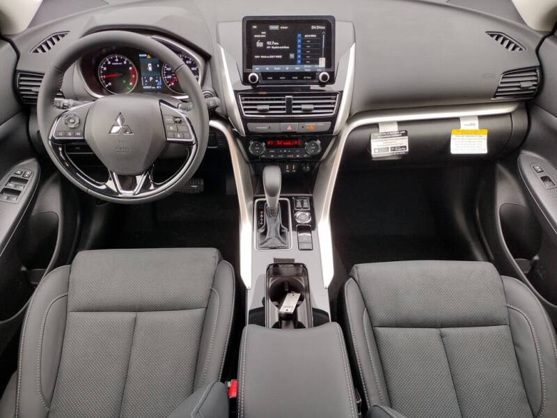 2026 Mitsubishi Eclipse Cross SE