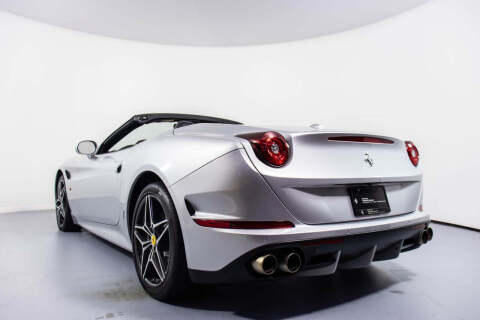 2016 Ferrari California T