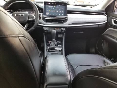 2022 Jeep Compass Latitude Lux