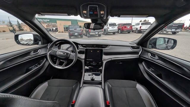 2024 Jeep Grand Cherokee L Altitude