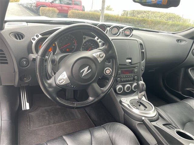 2016 Nissan 370Z Sport