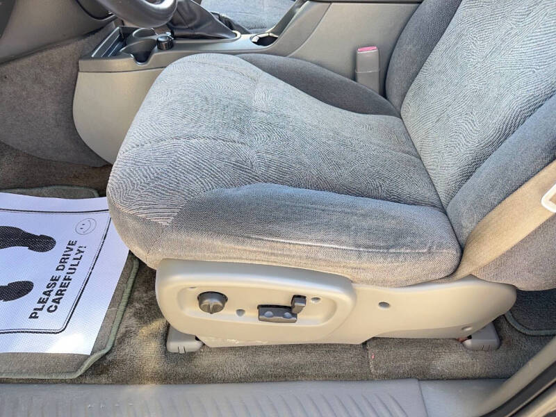 2004 Chevrolet TrailBlazer EXT LT