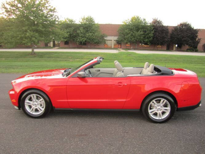 2011 Ford Mustang V6