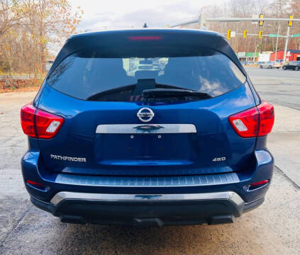 2017 Nissan Pathfinder