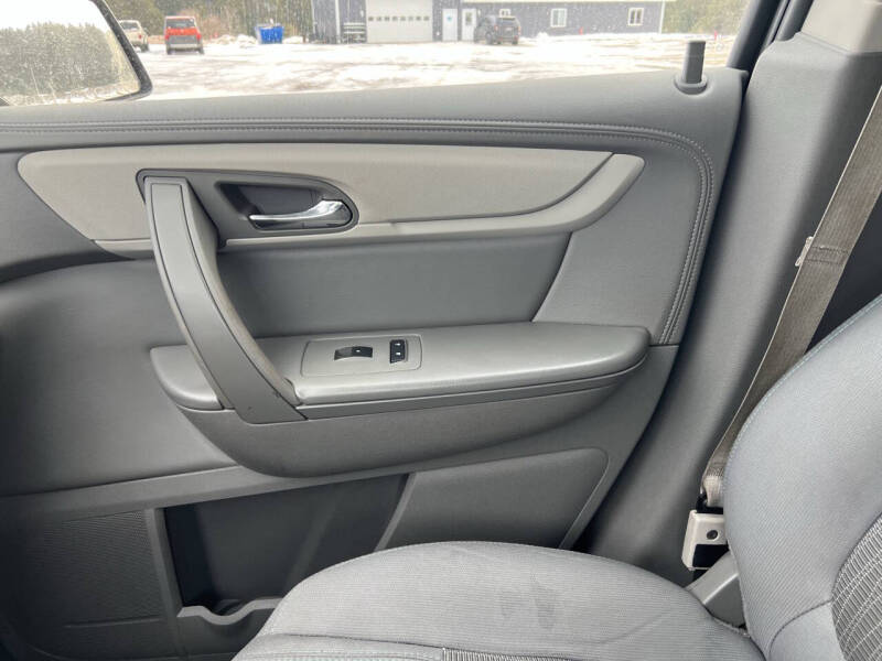 2017 Chevrolet Traverse LS