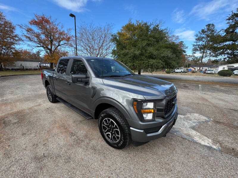 2023 Ford F-150 XL photo 3