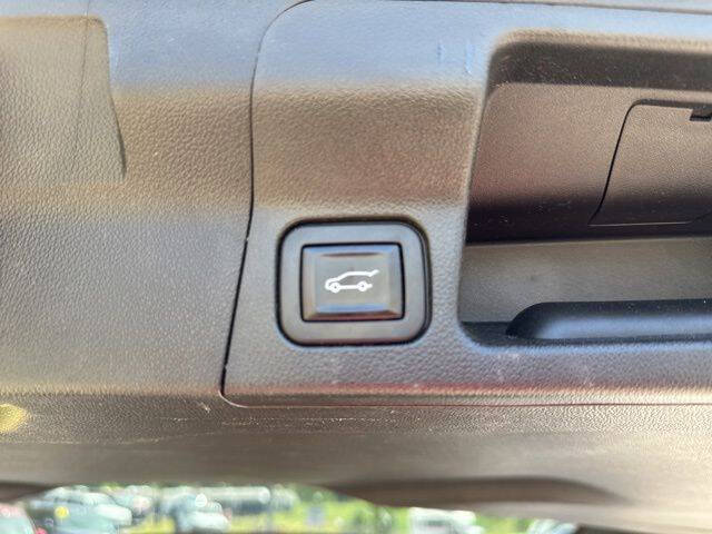 2017 GMC Acadia SLE-2