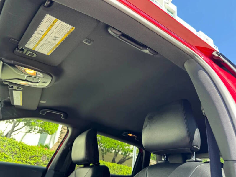 2023 Jeep Compass (Red) Edition