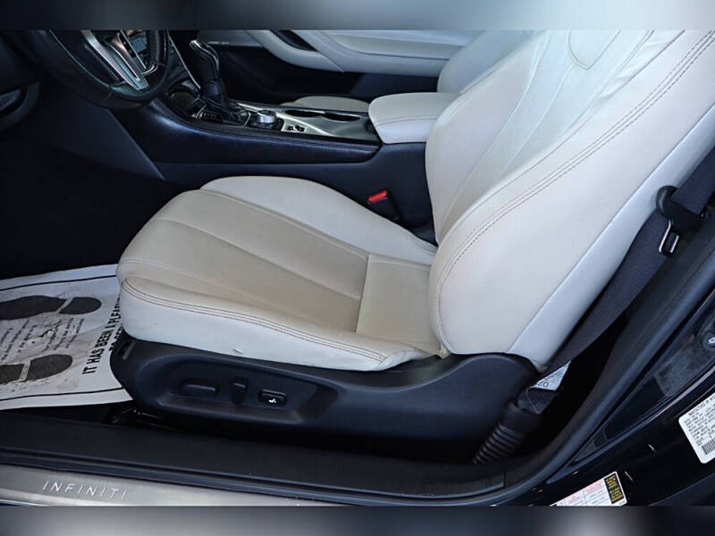 2017 Infiniti Q60 3.0T Sport