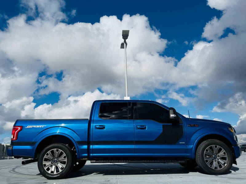 2017 Ford F-150 XLT photo 13