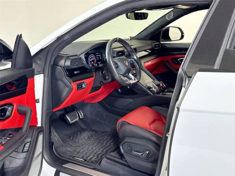 2021 Lamborghini Urus