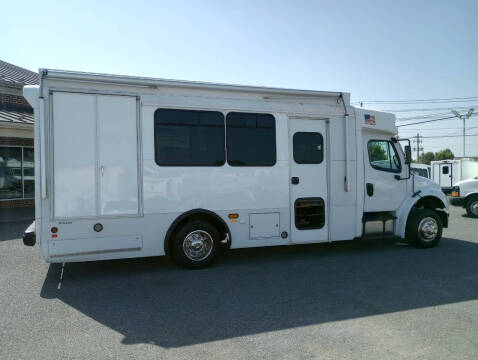 2014 Freightliner M2 106