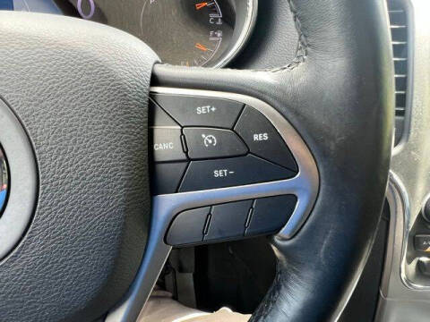 2020 Jeep Grand Cherokee Laredo E