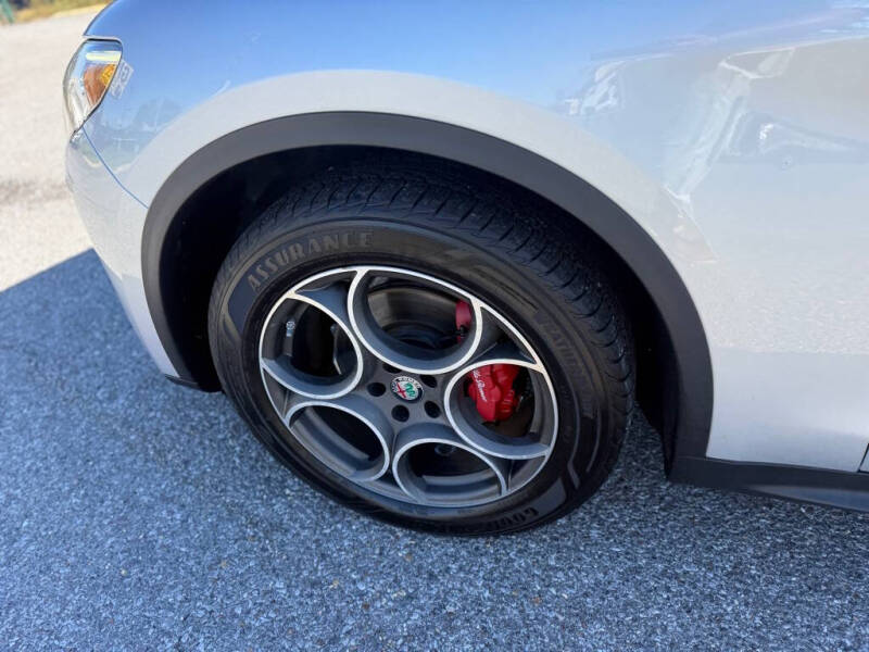 2018 Alfa Romeo Stelvio Sport