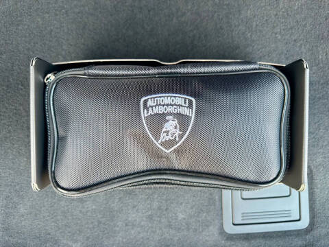 2024 Lamborghini Urus S