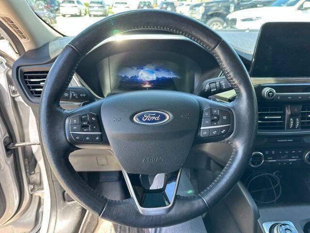 2020 Ford Escape Titanium