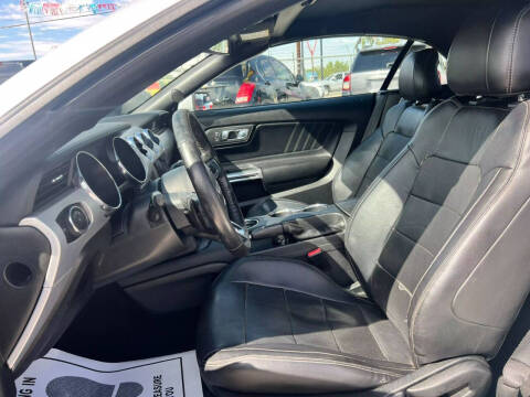 2017 Ford Mustang EcoBoost Premium