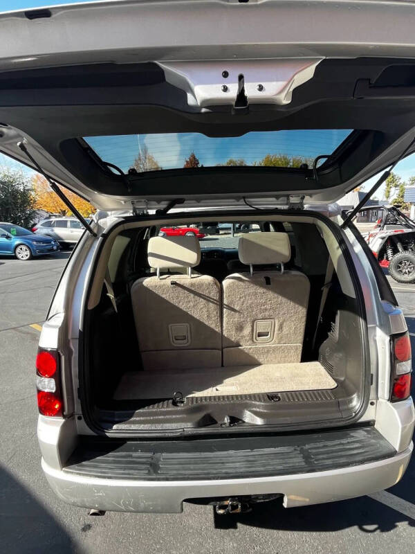 2008 Ford Explorer XLT