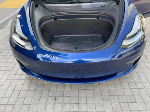 2019 Tesla Model 3 Mid Range