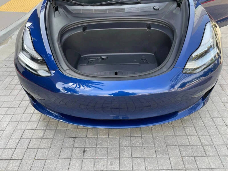 2019 Tesla Model 3 Mid Range