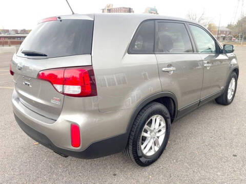 2015 Kia Sorento LX