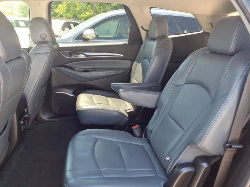 2019 Buick Enclave Essence