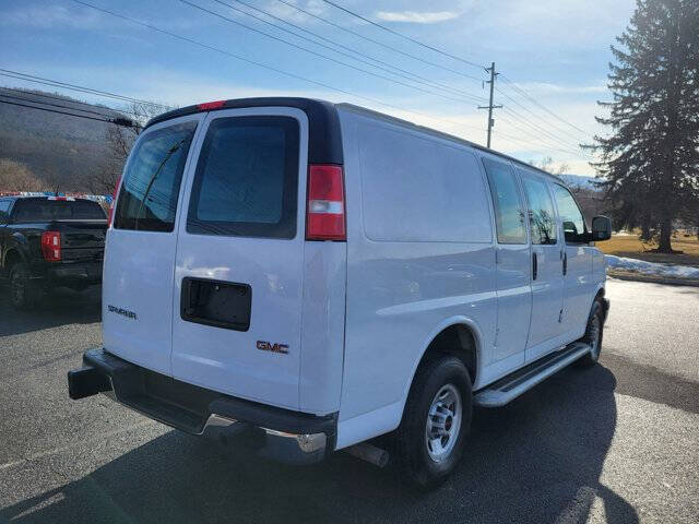 2023 GMC Savana 2500