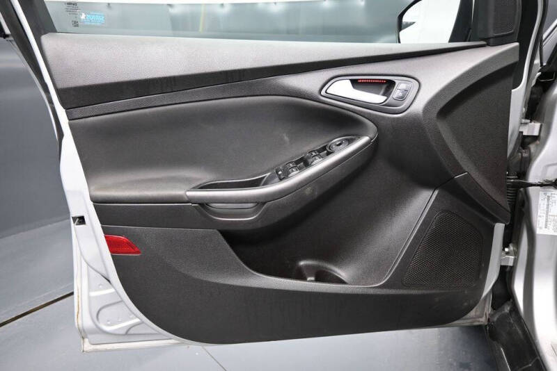 2017 Ford Focus SEL