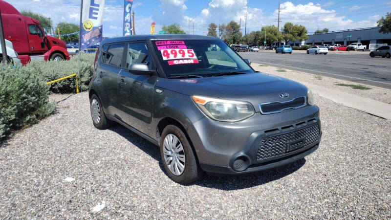 2014 Kia Soul for sale at CAMEL MOTORS in Tucson AZ