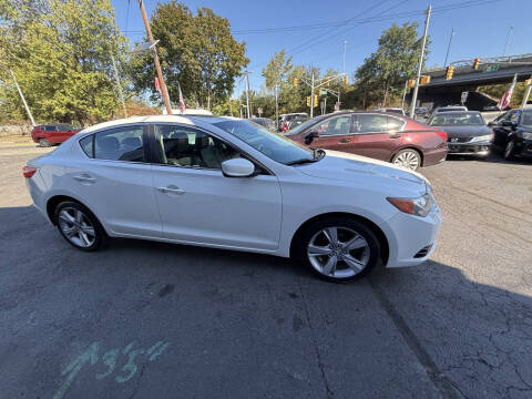 2013 Acura ILX 2.0L w/Premium