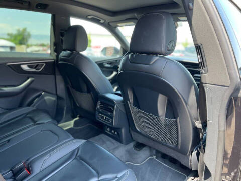 2019 Audi Q8 quattro Premium 55 TFSI