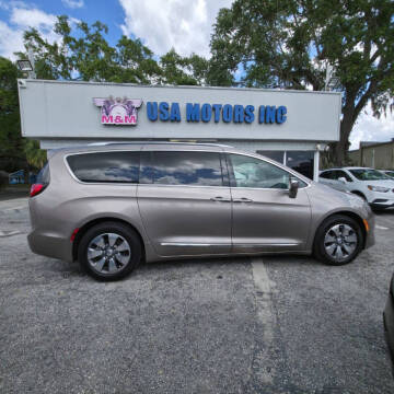 2018 Chrysler Pacifica Hybrid Limited
