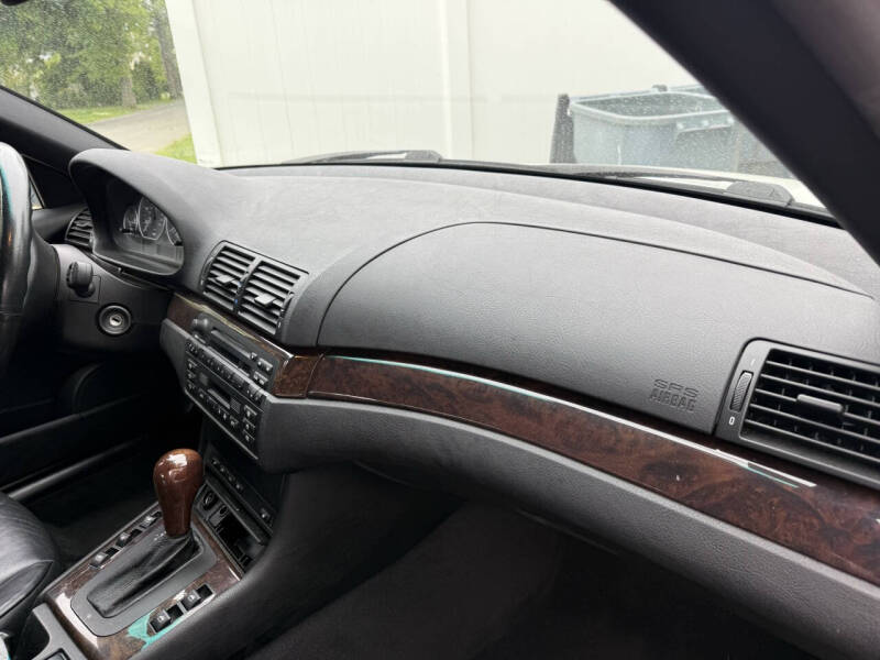2002 BMW 3 Series 330Ci