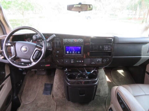 2017 Chevrolet Express 2500