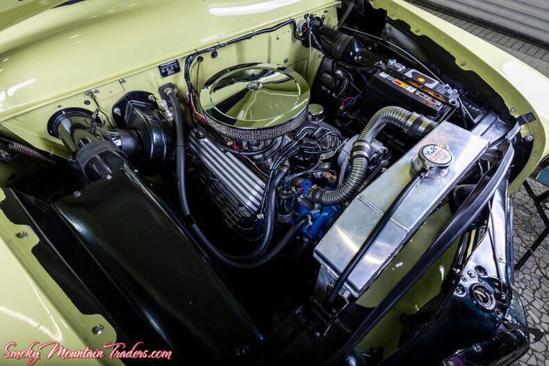 1950 Ford Custom Deluxe