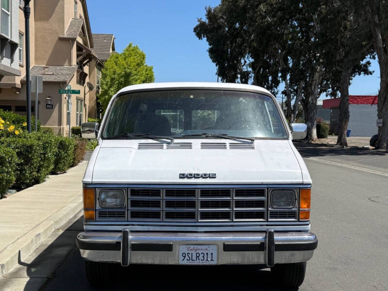 1988 Dodge Ram Van