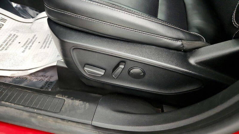 2020 Ford Escape Hybrid SE Sport